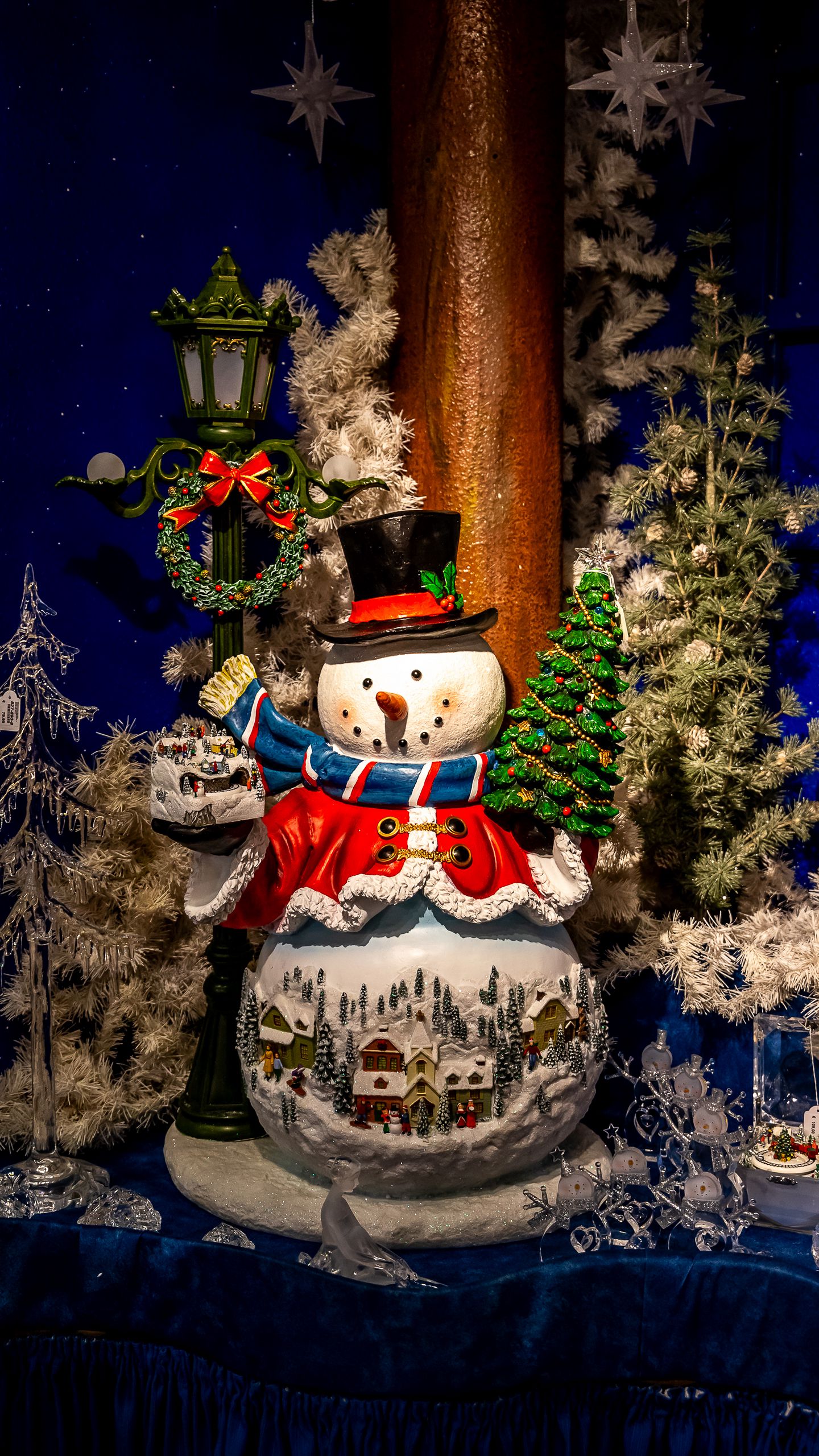 snowman_christmas_tree_buildings_3720046
